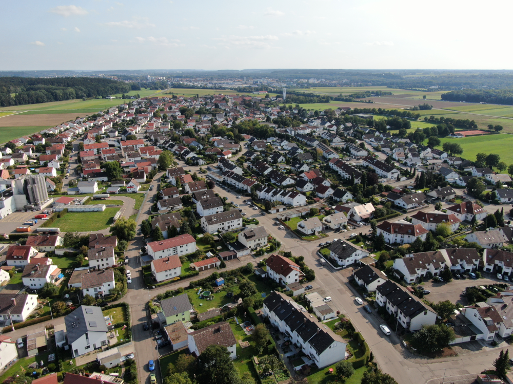 Gerlenhofen Neu-Ulm BY DE - Blick suedlich Nachmittagssonne